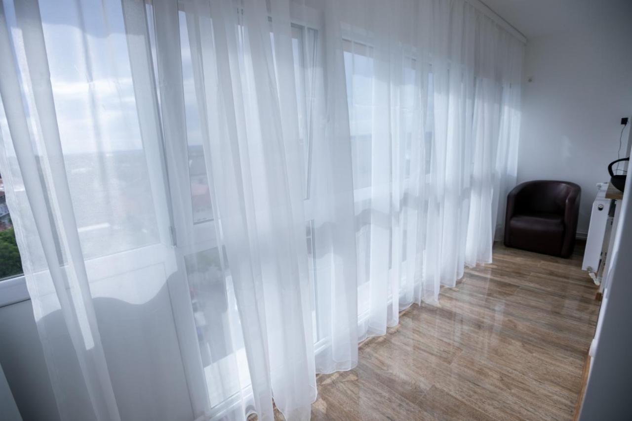 Apartament Central Targu Jiu Exterior photo